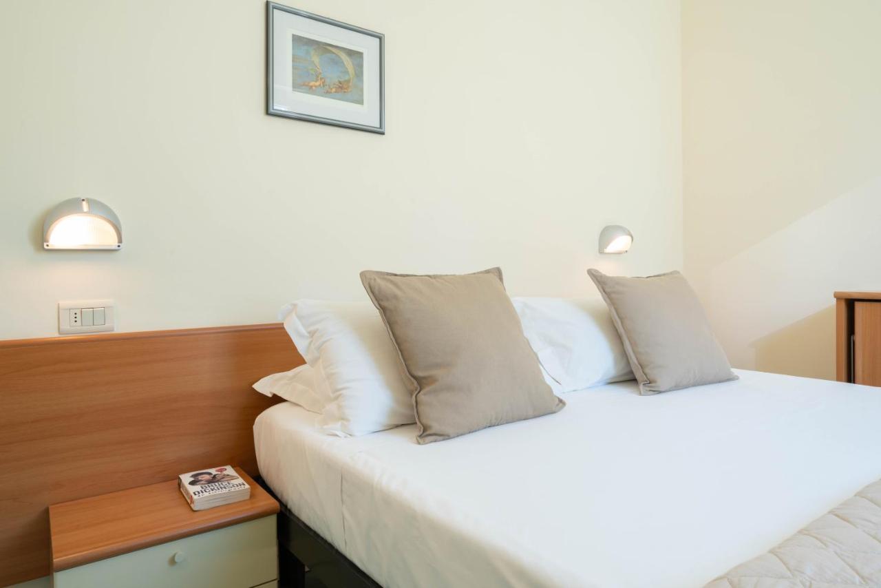 קאטוליקה Residence Capitol מראה חיצוני תמונה